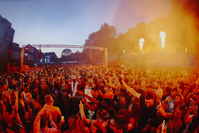 Cru2 Leeds Shutdown - Large outdoor audience with flame effects
